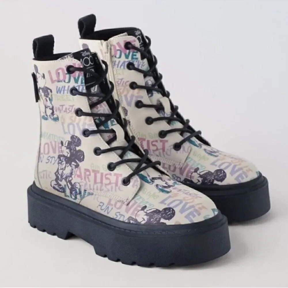 Zara Disney Mickey Mouse Girls Kids Boots(Size 3)